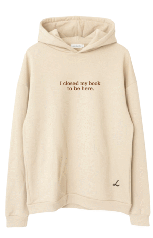 קפוצ׳ון I Closed My Book To Be Here